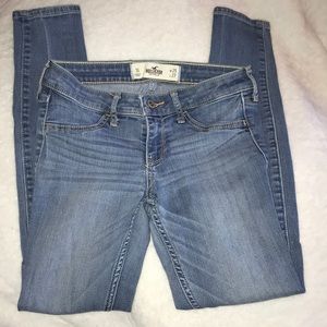 Women’s Hollister light blue skinny jeans